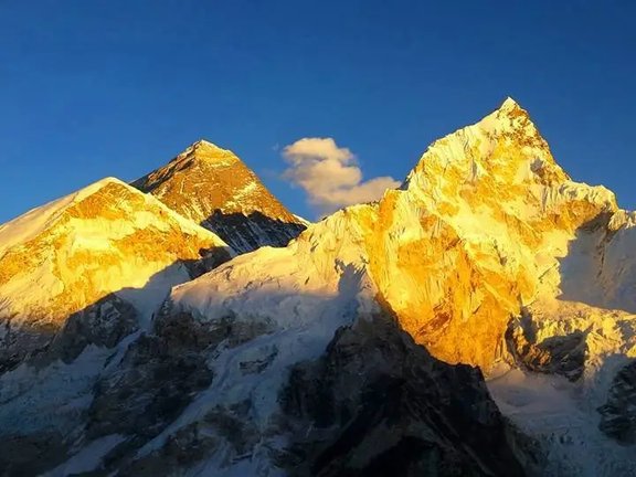 Everest Trekking