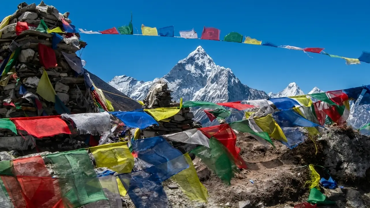 Everest base camp trek solo cost $1,430