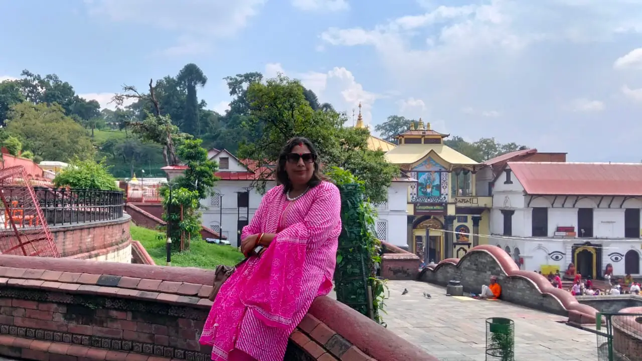 Famous Pashupatinath Temple – historic Hindu pilgrimage site in Kathmandu