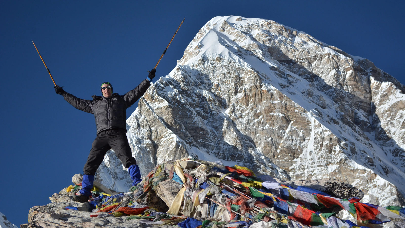 Mount Pumori and prayer flags