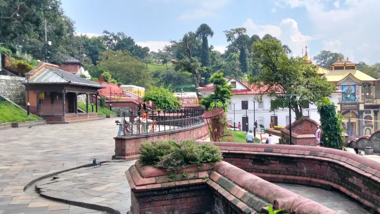 Pashupatinath Temple Nepal – popular cultural landmark and religious shrine