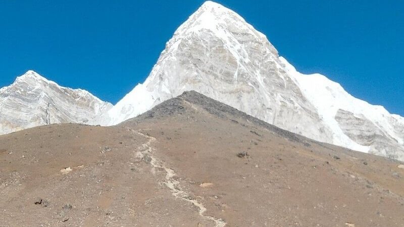 Trail to Kalapatthar from Gorakshep with Mount Pumori rising in the background